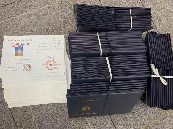 零基礎入門:初中學歷成功轉行財務的分步指南