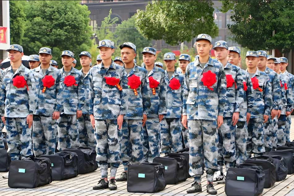 中央電大中專助力參軍：報(bào)名流程與費(fèi)用全解析